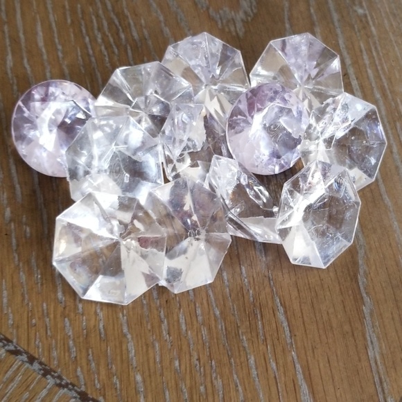 Decorations - Picture 3 of 6